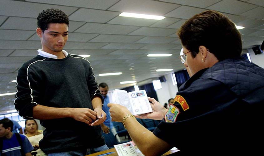 MP do Contrato Verde e Amarelo gera polêmica ao revogar normas trabalhistas  