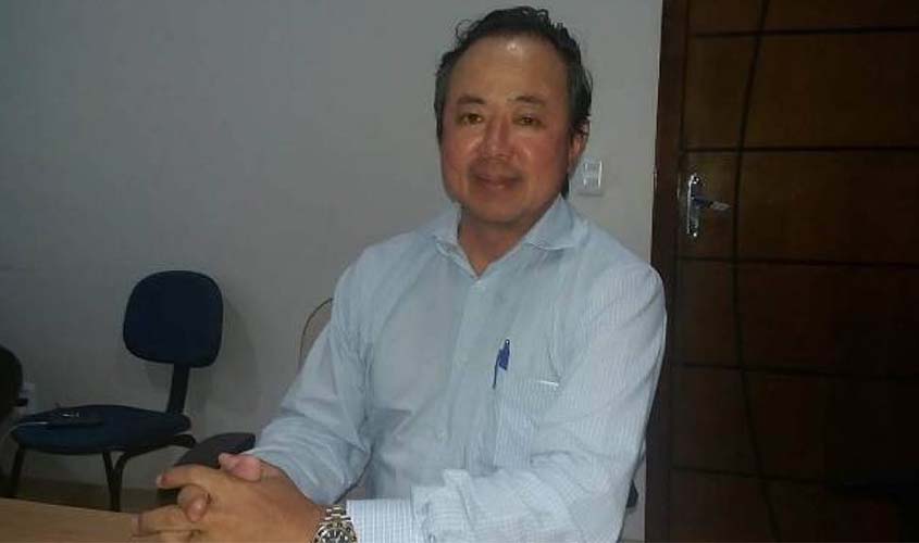 Prefeito explica nomeação de ex-adversário e revela pressão por ex-secretário da gestão Donadon