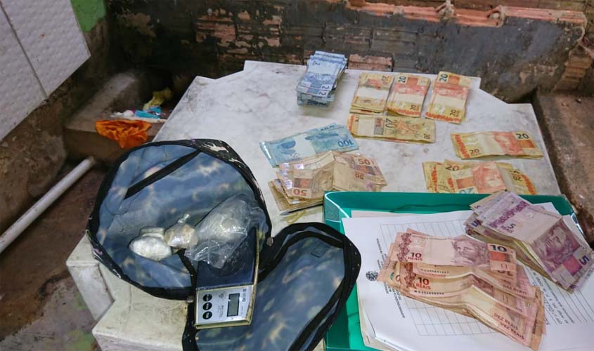 PF apreende droga e prende mulher na capital