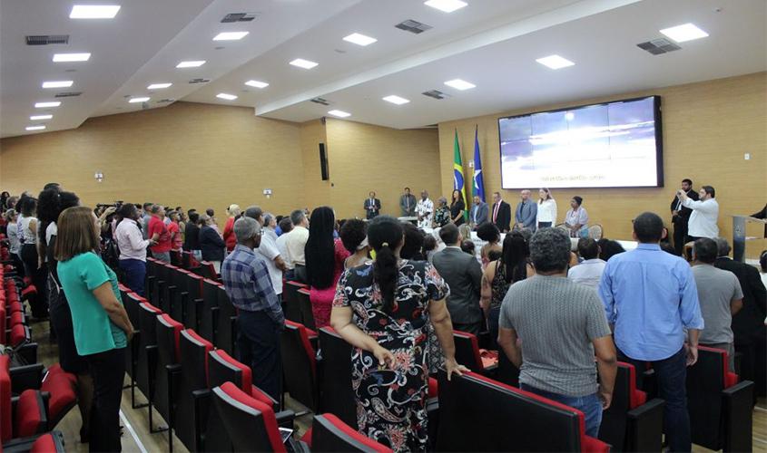 Secretária de Gênero e Etnia do Sintero recebe voto de louvor na ALE/RO