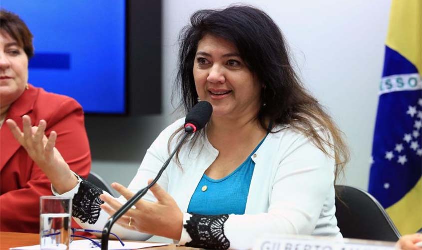 Comissão proíbe remover veículo estacionado irregularmente se condutor puder retirar o carro