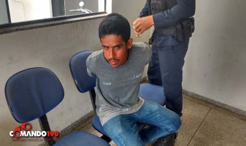 PM acaba com mais uma 'boca de fumo' e encontra drogas e celulares que seriam jogados para dentro de presídio