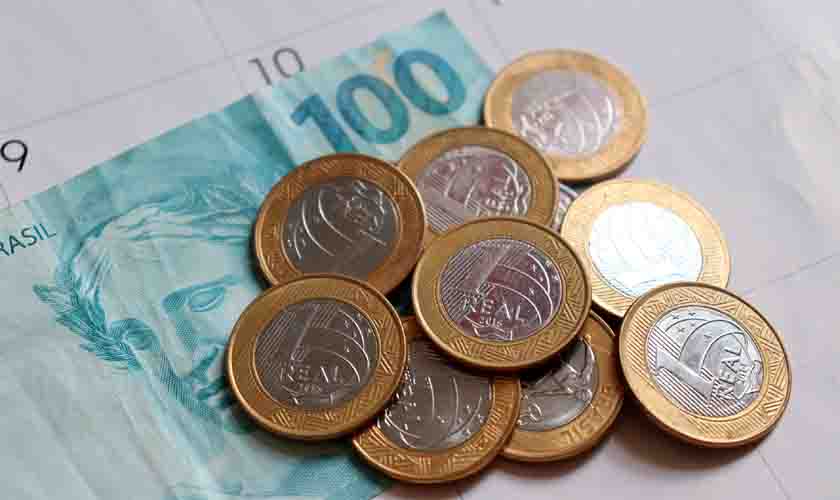 Atraso de um dia na quitação de acordo não impede aplicação de cláusula penal