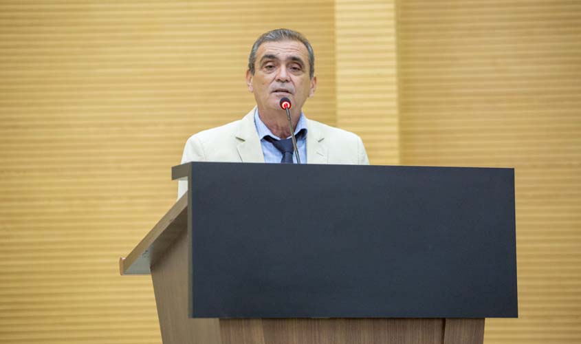 Deputado Chiquinho da Emater coloca orçamento do Estado em discussão e parlamentares pedem para valores serem rediscutidos com o Governo