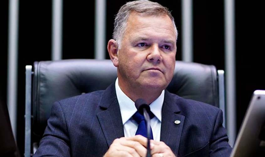 Funai desmente própria nota técnica, diz Mosquini