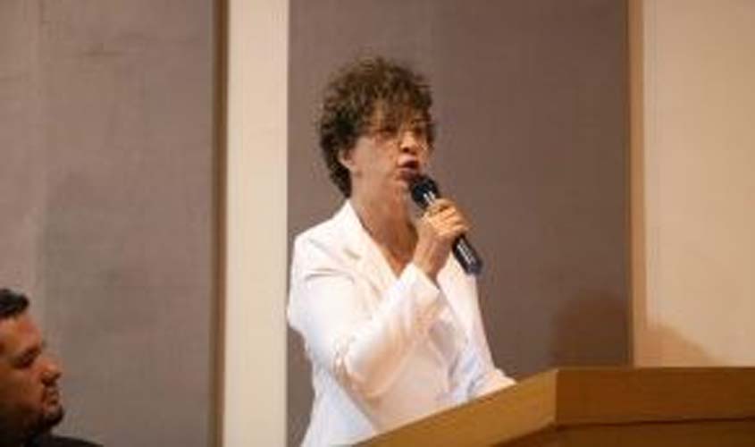 Emoção e comprometimento marcam última entrega credenciais de 2023 a novos profissionais