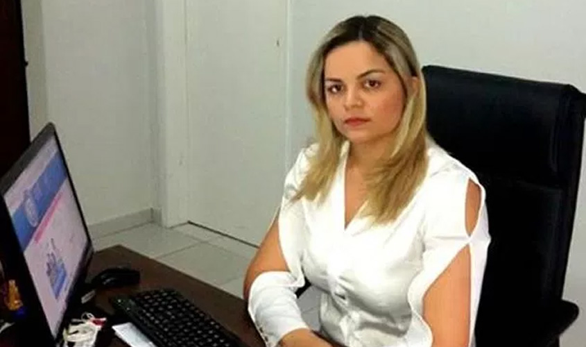 Seguidora de Bolsonaro, vereadora sugere toque de recolher