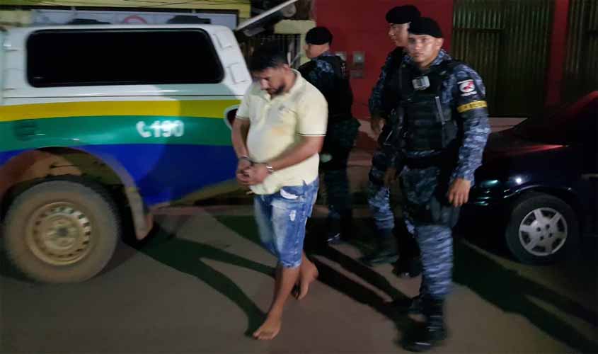 Quadrilha fortemente armada rouba caminhonetes e ainda atira em adolescente em assentamento na BR -364