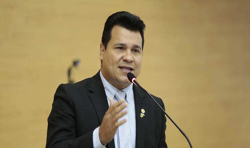 E agora, excelência? 