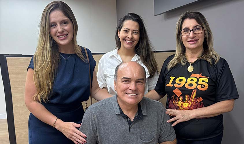 Santander reintegra bancário demitido injustamente