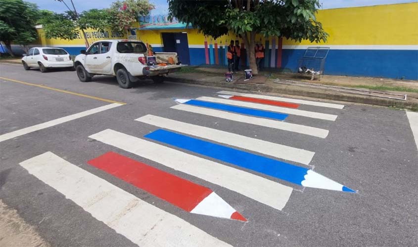 Prefeitura implanta faixas lúdicas em escolas municipais
