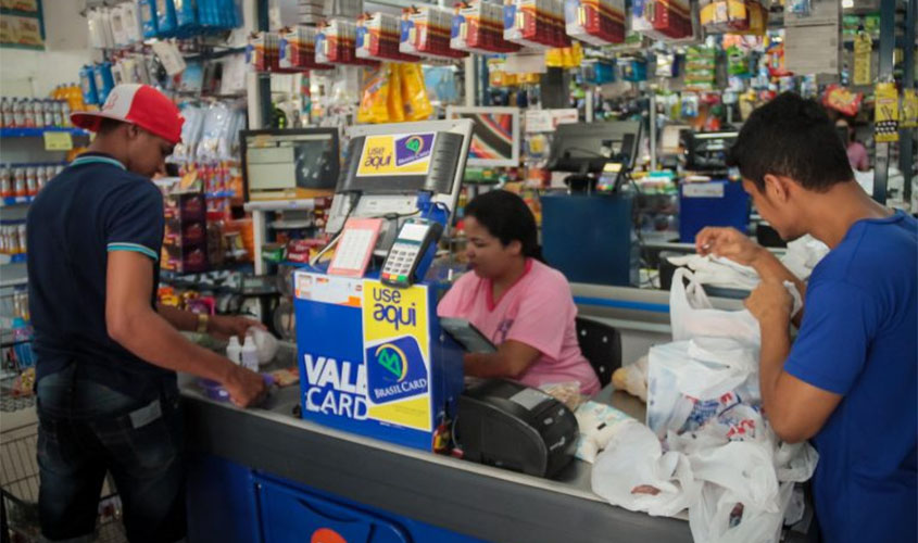 Comitê de Enfrentamento ao Coronavírus define medidas para disciplinar aglomerações em estabelecimentos comerciais