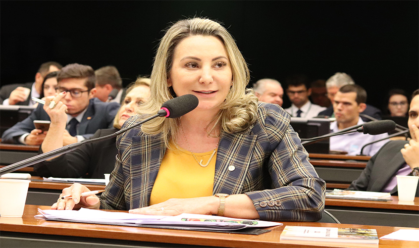 Médicos formados no exterior poderão exercer medicina no Brasil durante a pandemia do coronavírus 