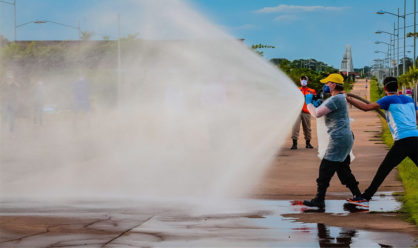 Rondônia realiza diariamente desinfecção de locais públicos para prevenção da pandemia de coronavírus