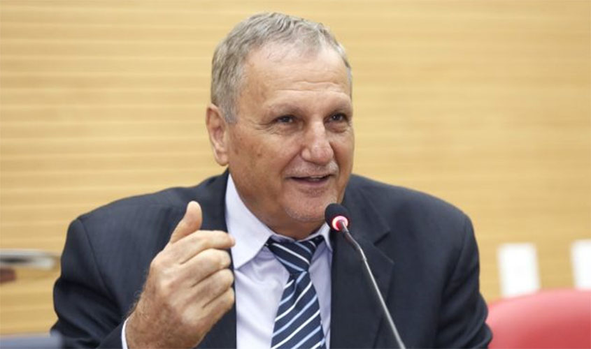 Lei proposta por Adelino Follador é sancionada e suspende por 90 dias a cobrança de empréstimos consignados