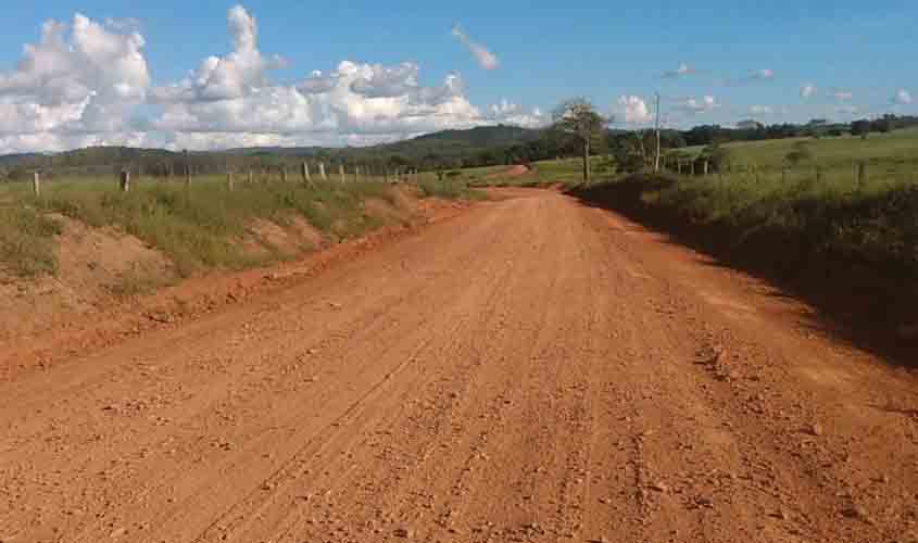 DER conclui recuperação de 29 quilômetros da Linha 82