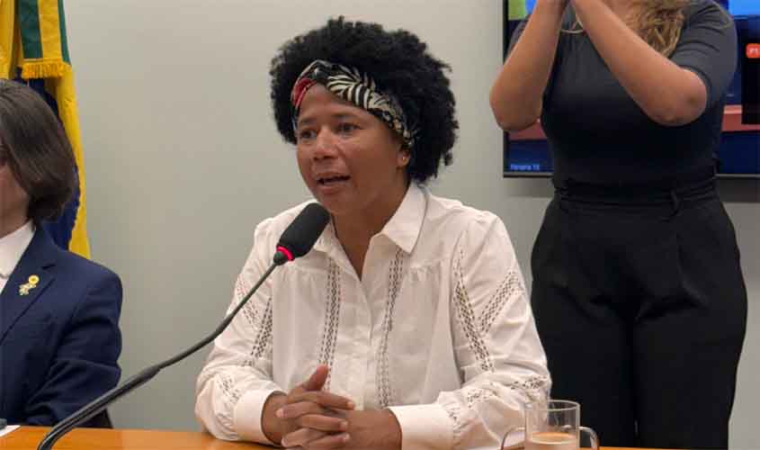 Silvia Cristina empossada 2ª vice-presidente da Comissão dos Direitos das Pessoas com Deficiência