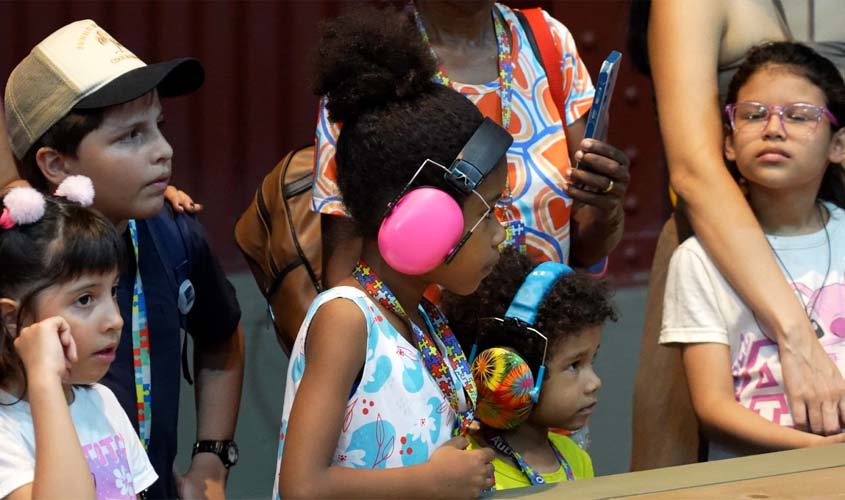 Conecta Autismo reforça acolhimento no Abril Azul