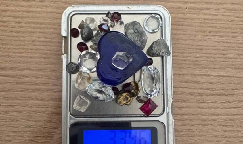 PF atua contra mineração ilegal e comércio irregular de pedras preciosas