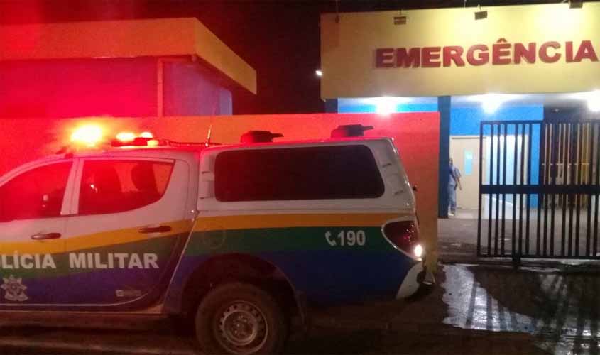 Homem ataca enteado com golpe de enxada durante discussão