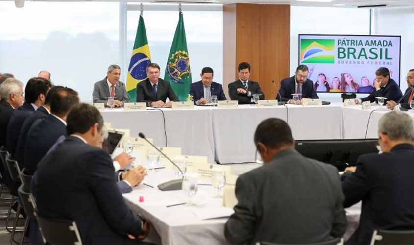Vídeo de reunião ministerial repercute entre deputados