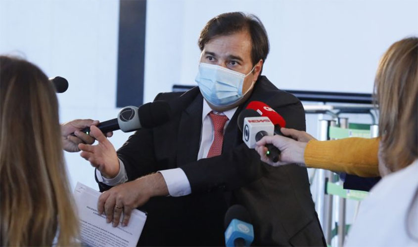 Maia critica nota do general Heleno e diz que 'ameaça não é o caminho'