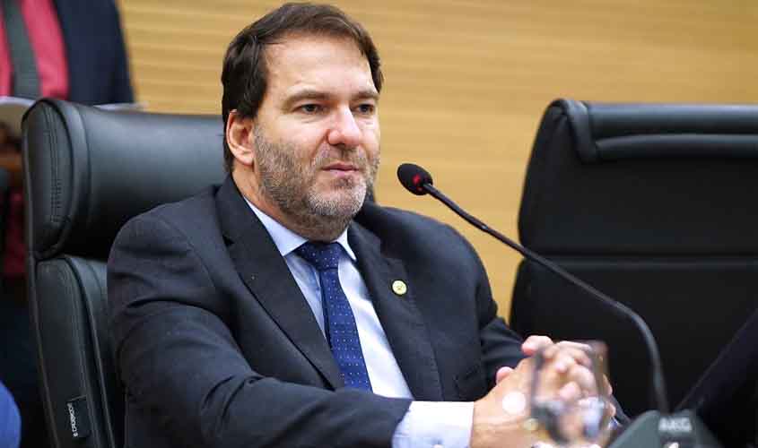 Alex Redano indica pavimentação urgente para a Linha 06 em Porto Murtinho, São Francisco do Guaporé