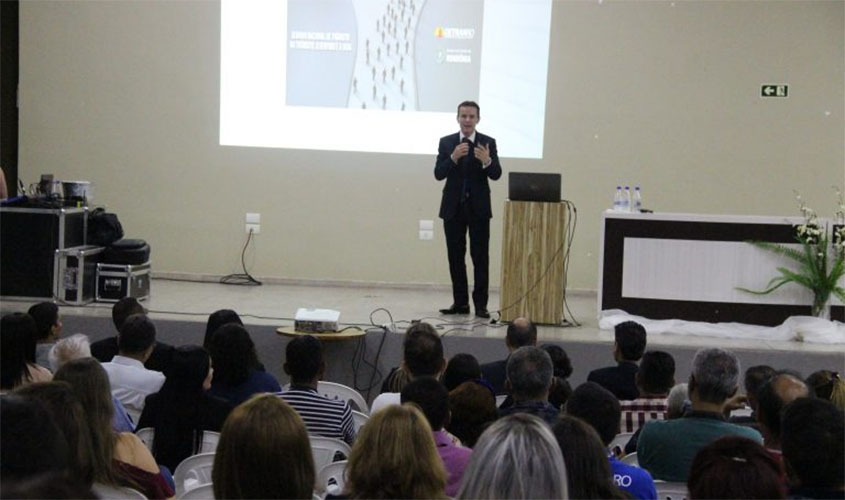 Doutor em Educação e Comunicação ministrará palestra para servidores do Detran Rondônia nesta quarta-feira, 24