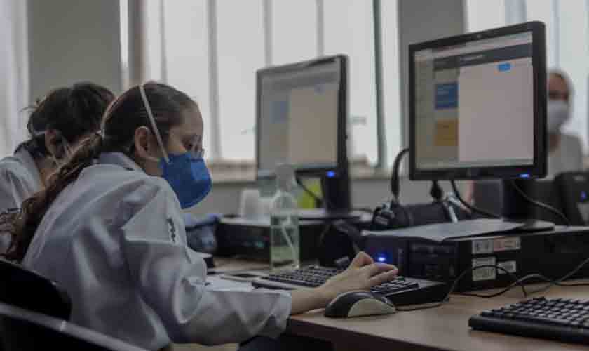 Público deve ficar atento à confirmação do agendamento no SASI antes de ir ao ponto de vacinação