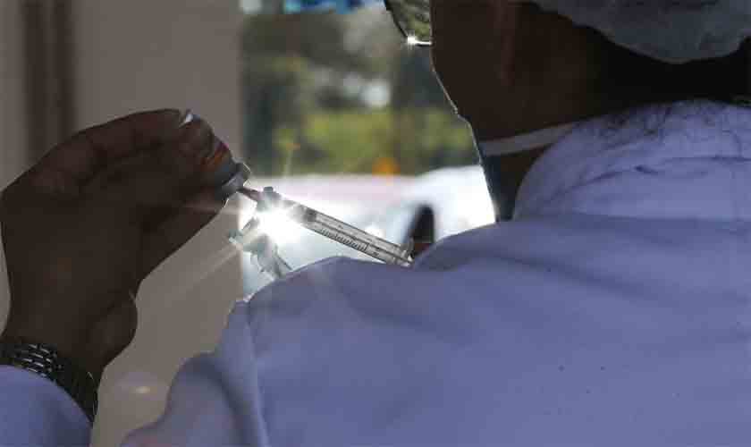 Trabalhadores do transporte coletivo receberão vacina contra covid-19