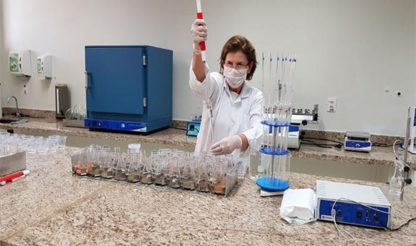 FIMCA continua realizando análise de solo durante pandemia