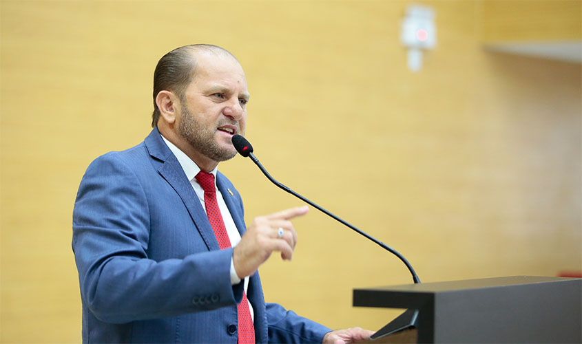 Médicos do Complexo Hospitalar de Cacoal não conseguem atender à crescente demanda, denuncia deputado Cirone Deiró