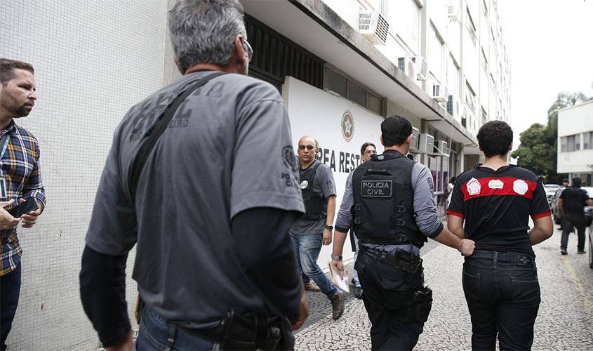 Justiça autoriza peritos a não trabalhar com coletes fora da validade