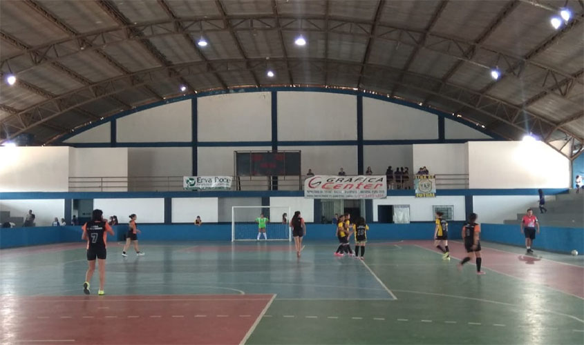 Escolas Pérola e Antônio Prado se alternam no pódio do Futsal Região 1 do JEAR 2019