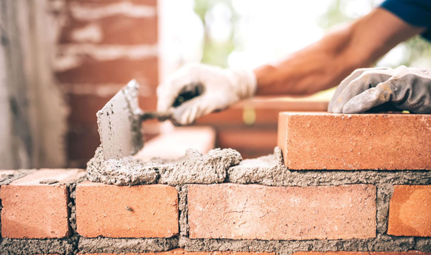 Pedreiro não receberá adicional de insalubridade por contato com cimento