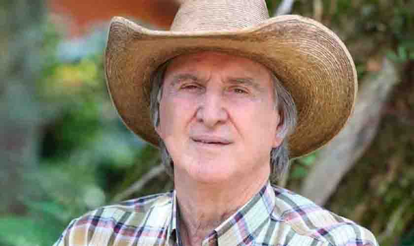 Sérgio Reis diz que errou e implora para não ser preso