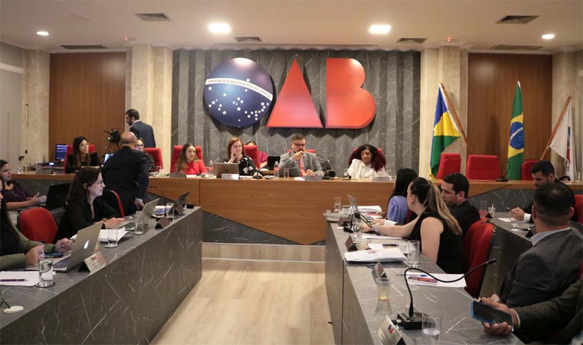 À unanimidade, conselheiros seccionais aprovam votos de louvor ao TJ, ao MP e a um advogado