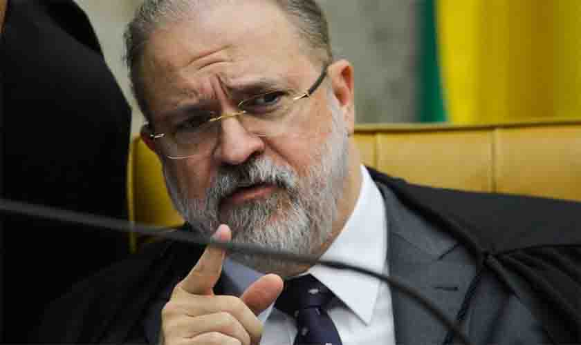Procurador-geral defende autocontenção institucional no MP