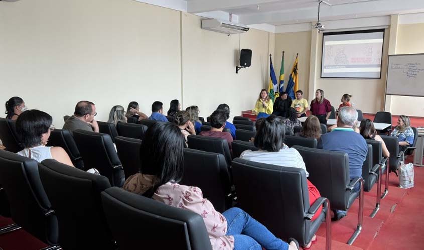 Reunião com escolas e creches particulares define estratégias de imunização contra o vírus da pólio