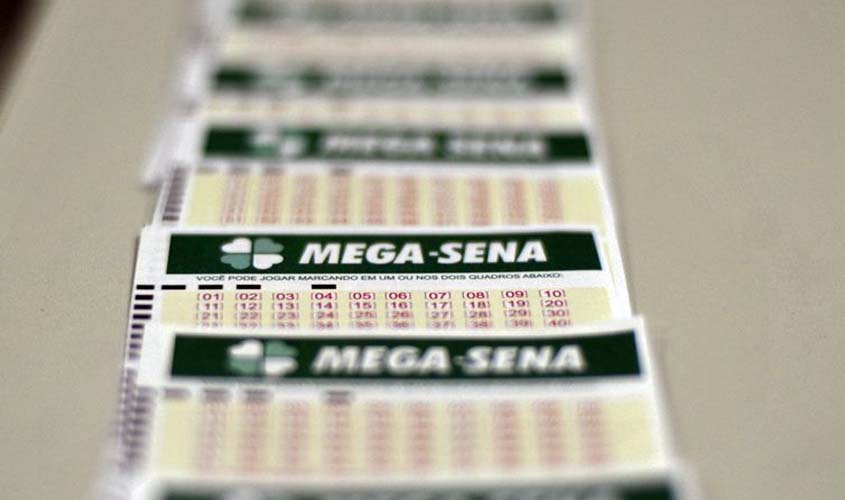 Mega-Sena pode pagar R$ 18 milhões nesta terça