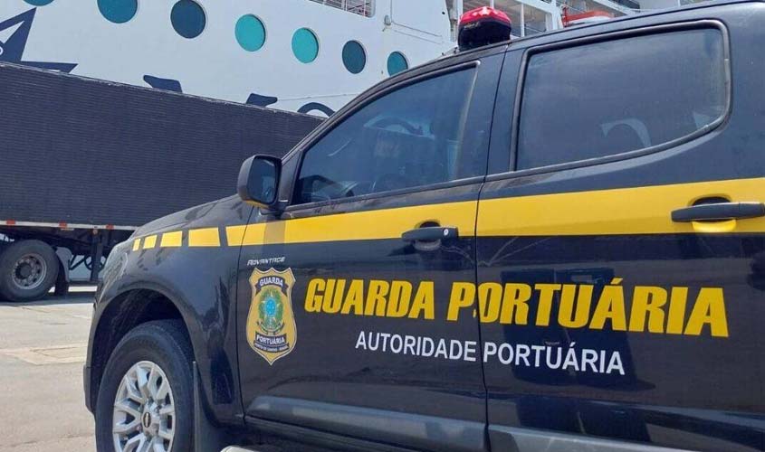 Empresa portuária é condenada por colete masculino à guarda