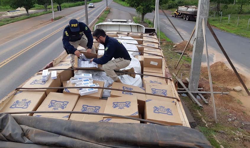 PRF apreende mais de 110 mil maços de cigarro contrabandeados