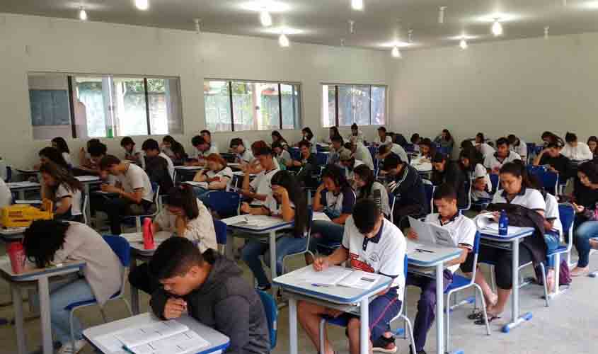 Estudantes do terceiro ano da Rede Estadual de Rondônia participam do 2º simulado para o Enem 2020