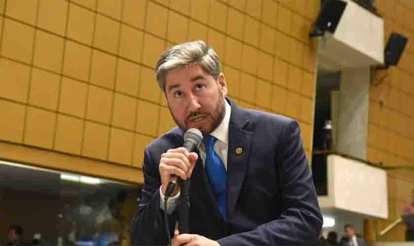 Cidadania expulsa deputado Fernando Cury por importunação sexual