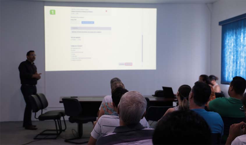 Servidores da Semusa participam de capacitação do Empresa Fácil RO