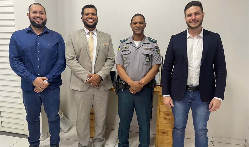 OAB-RO realiza ações em Jaru e Vilhena para coibir atuação de falsos profissionais e notificar sobre fachadas irregulares