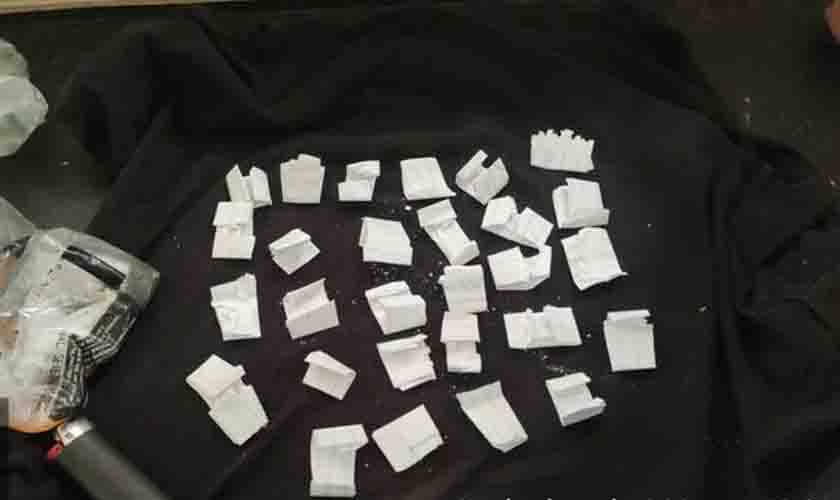 PMRO prende duas pessoas por tráfico de drogas