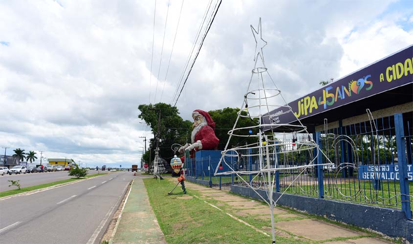Luzes e peças natalinas estão sendo furtadas