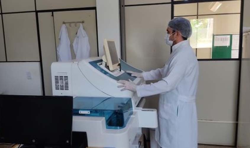 Laboratório de Fronteira reforça atendimento com realização de diferentes exames