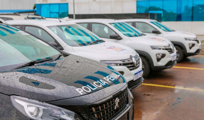 Governo de Rondônia entrega novos veículos para reforço da segurança no sistema prisional